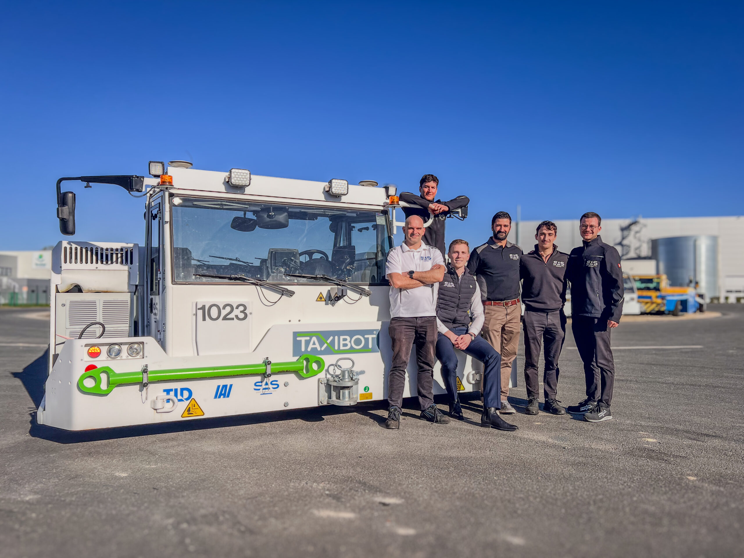 TaxiBot Team 2